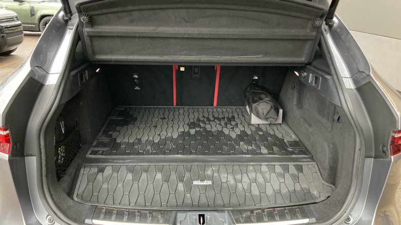 Jaguar F-Pace 2.0 P400e R-Dynamic SE 5dr Auto AWD Estate